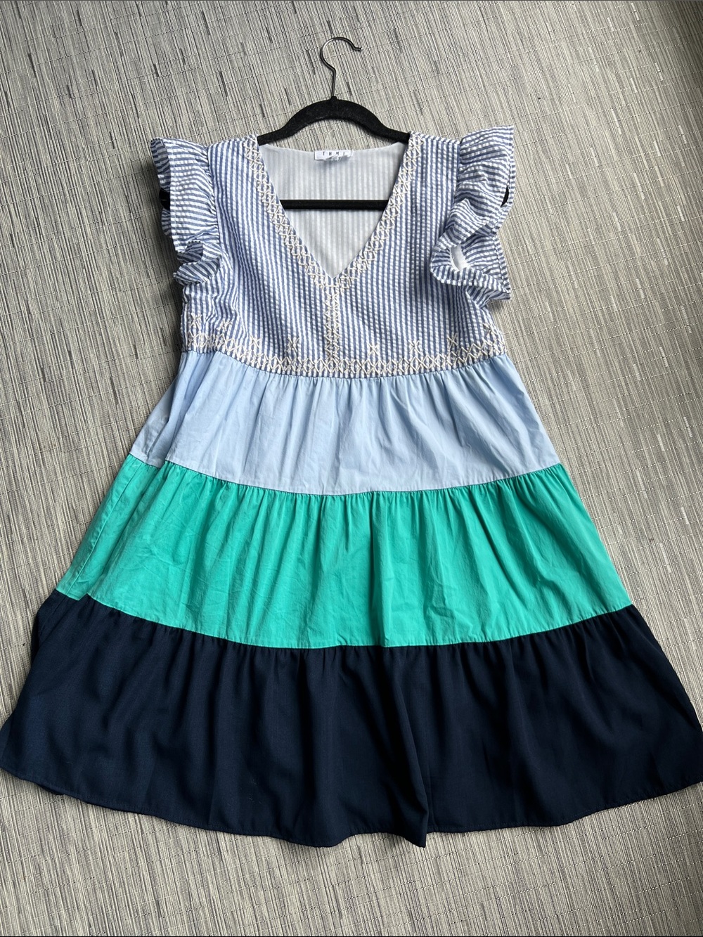 Preppy/Boho THML Colorblock Tiered V-Neck Mini Dress in Light Blue, Teal & Navy